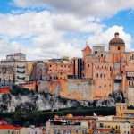 Cagliari, atmosfera mediterranea, storia, mare e buona cucina